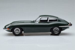 Jaguar E-Type Series 1 British Racing Groen KK-Scale 1:18 KKDC180431 Metaal — afbeelding 3 van 6