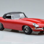 Jaguar E-Type Series 1 Roadster Rood KK-Scale 1:18 - image 4 of 6