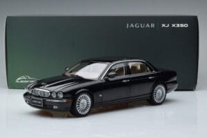Jaguar XJ6 X350 Ebony Zwart Almost Real 1:18 810501 Metaal — afbeelding 11 van 11