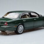 Jaguar XJ6 X350 Racing Groen Almost Real 1:18 810502 - image 3 of 13
