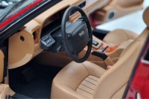 Jaguar XJ6 XJ40 Flamenco Rood Almost Real 1:18 810541 Metaal — afbeelding 9 van 11