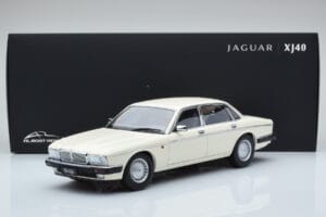 Jaguar XJ6 XJ40 Glacier Wit Almost Real 1:18 810542 Metaal — afbeelding 11 van 11