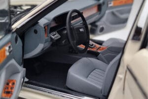 Jaguar XJ6 XJ40 Glacier Wit Almost Real 1:18 810542 Metaal — afbeelding 8 van 11