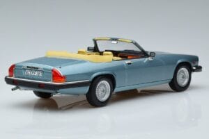 Jaguar XJS V12 Cabriolet Lichtblauw Metallic Norev 1:18 182635 Metaal — afbeelding 2 van 6