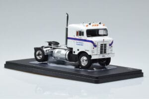 Kenworth Bullnose Ross Mackie Transport Wit IXO 1:43 TR063 Metaal — afbeelding 4 van 6