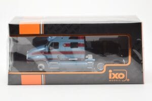 Kenworth T2000 Lichtblauw Rood IXO 1:43 TR180 Metaal — afbeelding 3 van 4