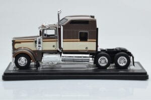 Kenworth W900 Bruin IXO 1:43 TR145 Metaal — afbeelding 2 van 4