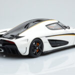 Koenigsegg Regera Wit GT Spirit 1:18 - image 2 of 5