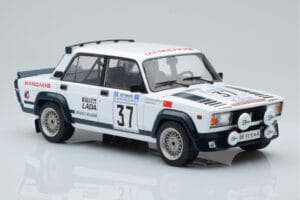 Lada 2105 VFTS #37 H. Ohu Rally Acropolis 1983 IXO 1:18 18RMC145 Metaal — afbeelding 4 van 6