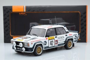 Lada 2105 VFTS #42 S. Brundza Rally 1000 Lakes 1984 IXO 1:18 18RMC146 Metaal — afbeelding 6 van 6