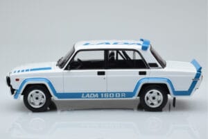 Lada 2105 VFTS Wit IXO 1:18 18CMC144 Metaal — afbeelding 3 van 6