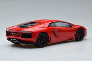 Lamborghini Aventador LP700-4 Andromeda Rood AUTOart 1:18 74669 Metaal — afbeelding 3 van 10