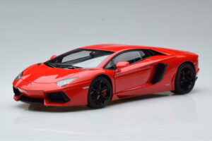 Lamborghini Aventador LP700-4 Andromeda Rood AUTOart 1:18
