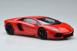Lamborghini Aventador LP700-4 Andromeda Rood AUTOart 1:18 74669 Metaal — afbeelding 6 van 10