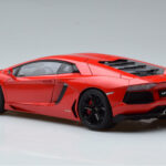 Lamborghini Aventador LP700-4 Andromeda Rood AUTOart 1:18 - image 7 of 10