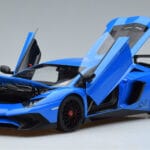 Lamborghini Aventador LP750-4 SV Blauw AUTOart 1:18 74559 Composiet - image 2 of 8