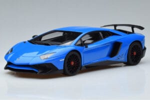 Lamborghini Aventador LP750-4 SV Blauw AUTOart 1:18 74559 Composiet