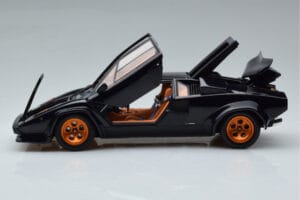 Lamborghini Countach LP500S Walter Wolf Donkerblauw Kyosho 1:18 08320D Metaal — afbeelding 4 van 11