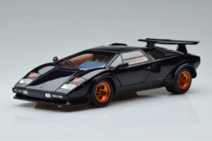 Lamborghini Countach LP500S Walter Wolf Donkerblauw Kyosho 1:18