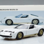 Lamborghini Miura SV Wit AUTOart 1:18 - image 8 of 8