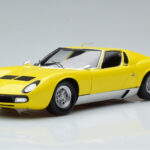 Lamborghini Miura SV Geel Kyosho 1:18