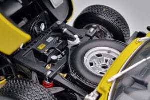 Lamborghini Miura SV Geel Kyosho 1:18 08317Y Metaal — afbeelding 10 van 11