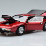 Lamborghini Urraco P250 Rood Kyosho 1:18 - image 2 of 10