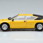 Lamborghini Urraco Geel Kyosho 1:18 - image 5 of 10