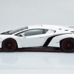 Lamborghini Veneno Wit AUTOart 1:18 - image 5 of 8