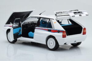 Lancia Delta HF Integrale 6 Wit Kyosho 1:18 08344E Metaal — afbeelding 3 van 8