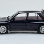 Lancia Delta HF Integrale Club Italia Blauw Kyosho 1:18 - image 5 of 8