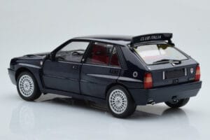 Lancia Delta HF Integrale Club Italia Blauw Kyosho 1:18 08343SC Metaal — afbeelding 7 van 8