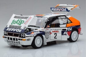 Lancia Delta HF Integrale Evoluzione #2 C. Sainz / L. Moya Tour de Corse 1993 Kyosho 1:18 08348J Metaal — afbeelding 2 van 9