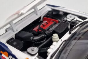 Lancia Delta HF Integrale Evoluzione #2 C. Sainz / L. Moya Tour de Corse 1993 Kyosho 1:18 08348J Metaal — afbeelding 8 van 9