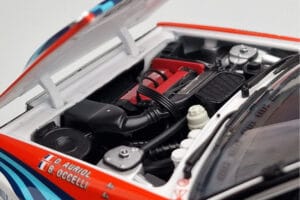 Lancia Delta HF Integrale Evoluzione #3 D. Auriol / B. Occelli Tour de Corse 1992 Kyosho 1:18 08348H Metaal — afbeelding 8 van 9