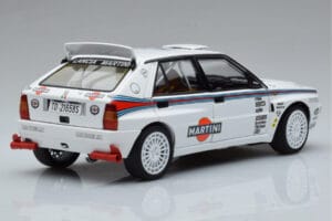 Lancia Delta HF Integrale Evoluzione Test Car Kyosho 1:18 08348G Metaal — afbeelding 3 van 9