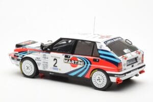 Lancia Delta Integrale 16V #2 M. Biasion / T. Siviero Rally Safari 1990 IXO 1:18 18RMC139A Metaal — afbeelding 5 van 6