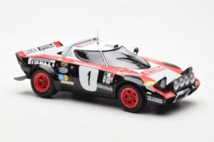 Lancia Stratos HF #1 Lancia Pirelli W. Rohrl / C. Geistdorfer Winners Dynabit Saarland Rallye 1978 Minichamps 1:18 155781701  — afbeelding 4 van 6