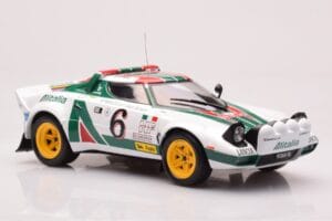 Lancia Stratos HF #6 B. Waldegård / H. Thorszelius Rally Monte Carlo 1976 IXO 1:18 18RMC162B Metaal — afbeelding 4 van 6