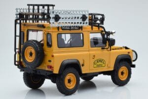 Land Rover Defender 90 Camel Trophy Borneo 1985 Almost Real 1:18 810213 Metaal — afbeelding 3 van 8