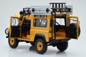 Land Rover Defender 90 Camel Trophy Borneo 1985 Almost Real 1:18 810213 Metaal — afbeelding 5 van 8