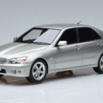 Lexus IS200 XE10 Zilver Otto 1:18 OT991 Hars