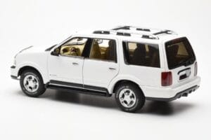 Lincoln Navigator Wit AUTOart 1:18 72761 Metaal — afbeelding 7 van 8