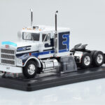 Marmon CHDT Wit Blauw IXO 1:43