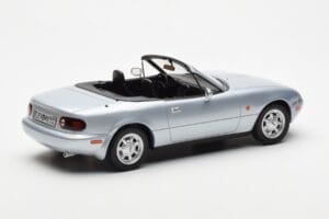 Mazda MX-5 NA Zilver Norev 1:18 188023 Metaal — afbeelding 2 van 7