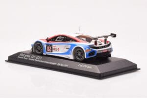 McLaren 12C GT3 #82 Russian Team A. Vasiliev / D. Vasiliauskas / M. Asmer / B. Spengler Spa 24 Hours 2014 Minichamps 1:43 437 — afbeelding 3 van 4