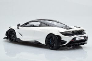 McLaren 765LT Wit GT Spirit 1:18 GT861 Hars — afbeelding 5 van 6
