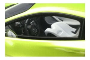McLaren Artura GT Spirit 1:18 GT400 Hars — afbeelding 10 van 11