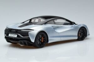 McLaren Artura Zilver GT Spirit 1:18 GT873 Hars — afbeelding 2 van 6