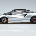 McLaren Artura Zilver GT Spirit 1:18 GT873 Hars - image 3 of 6